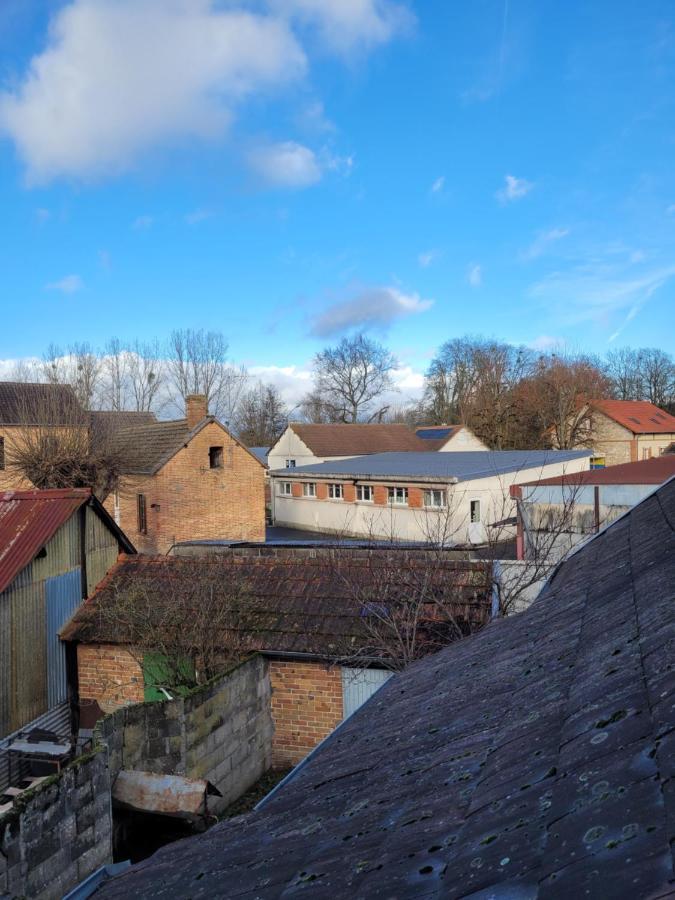 Petite Maison A Salbris Exterior foto